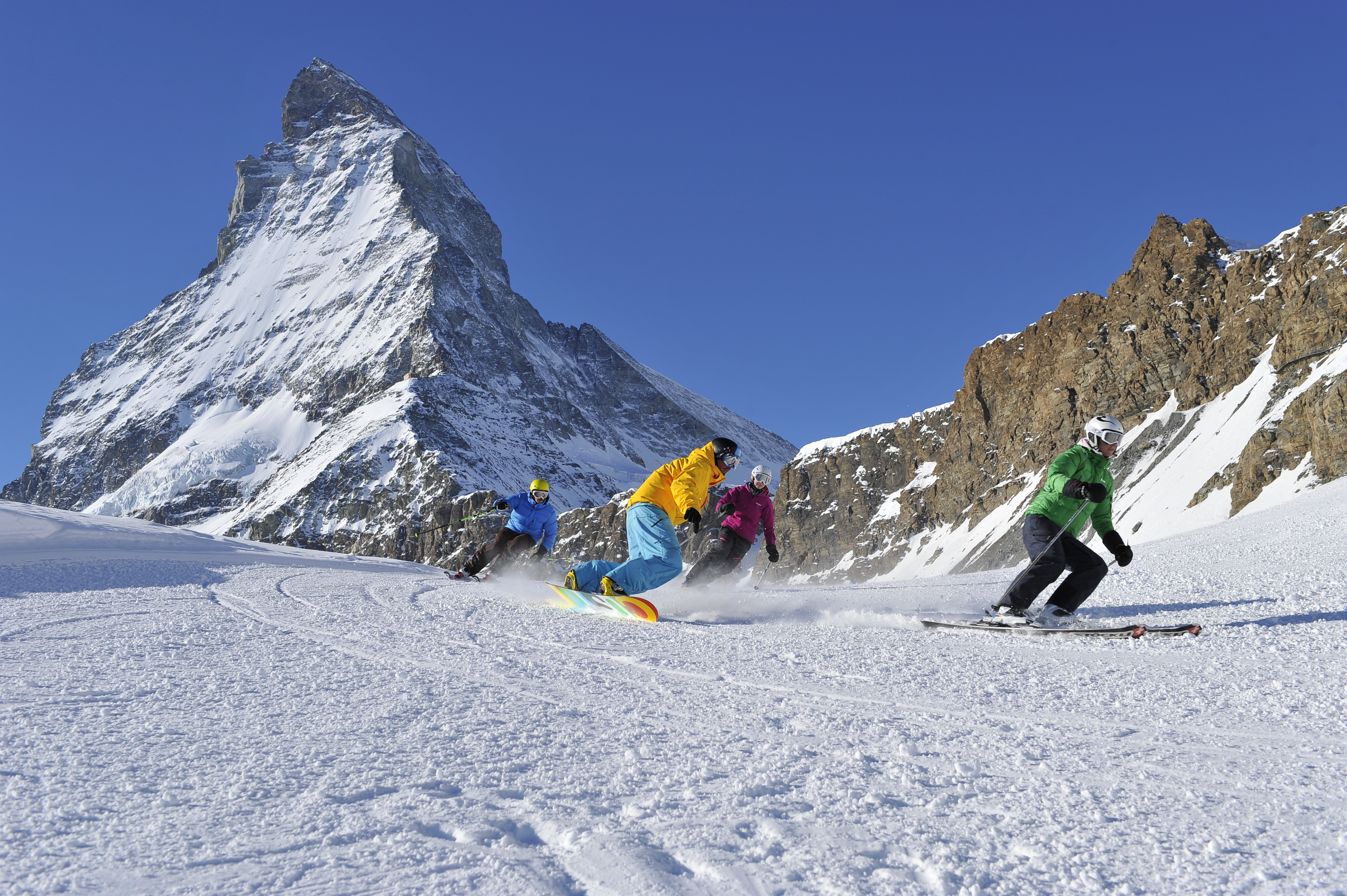 Skiing in front of the Matterhorn (Portman)