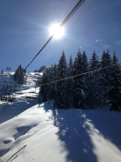 Off piste between Samoens and Morillon