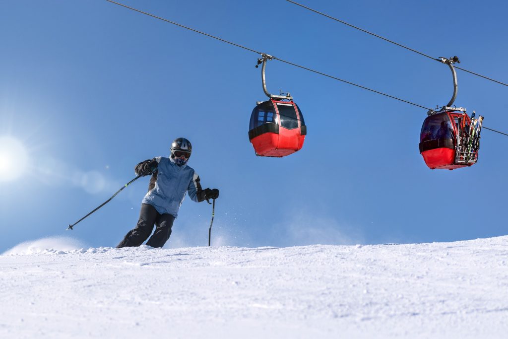 Ski lift guide: how to use them